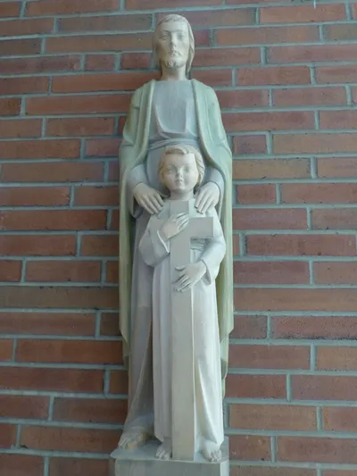 Statue of St. Joseph with Christ child.