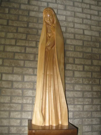 Statue of Our Lady.